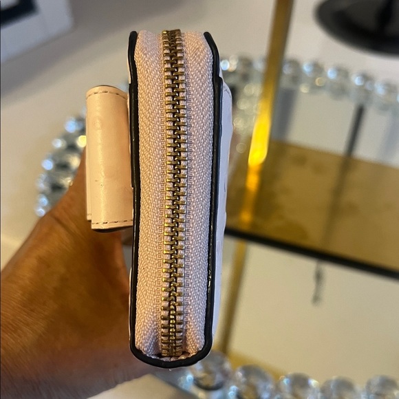 Kate Spade blush pink ostrich leather Large Bow zip round wallet - Picture 6 of 9